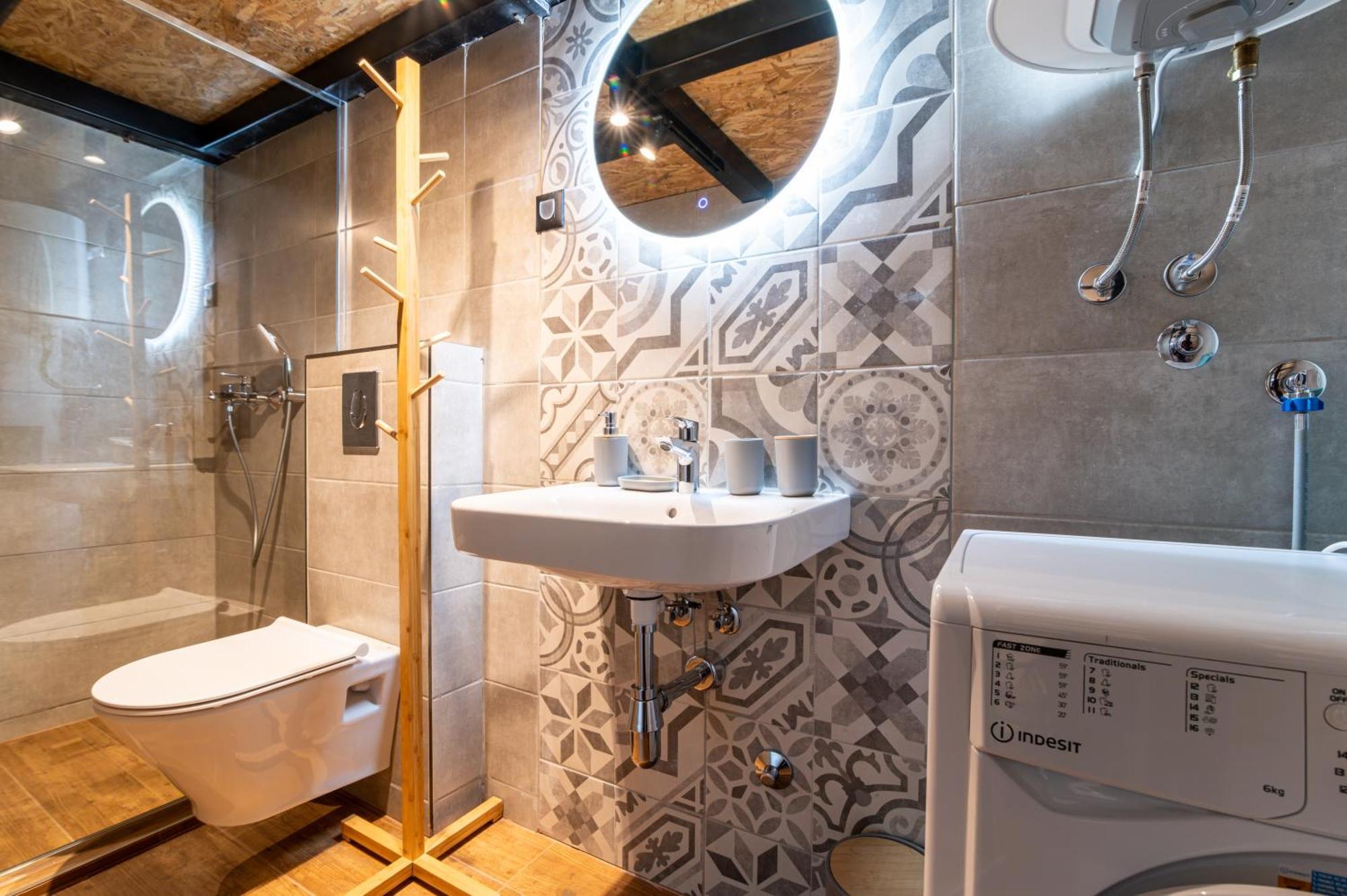 Flamingo With Free Parking Apartment Virpazar